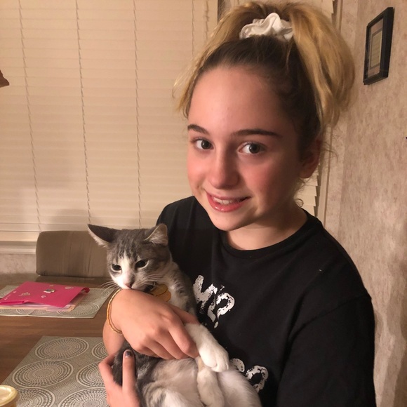 Meet your Posher, Amber - Picture 5 of 8